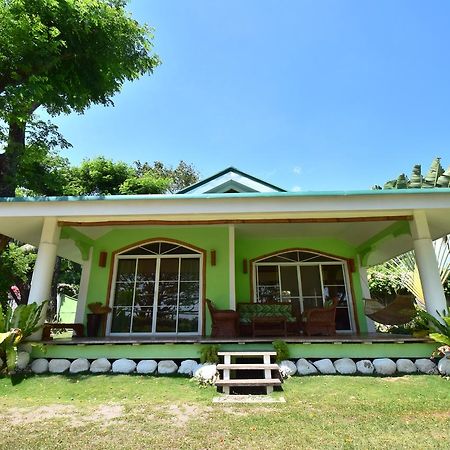 格陵兰度假屋 Zamboanguita  外观 照片